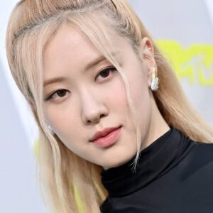 BLACK PINK Rose Profile