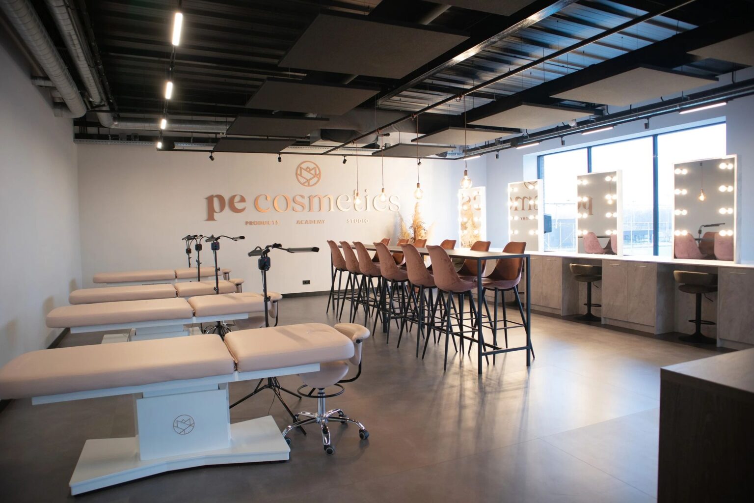 Slim inkopen voor wimperstudio’s: groothandel aanpak